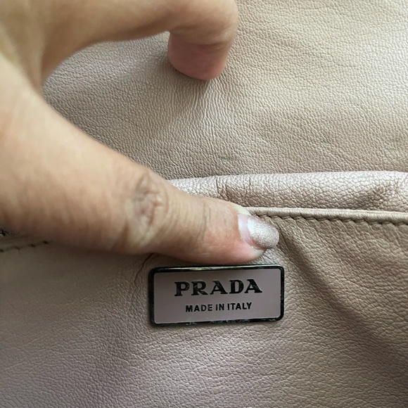 Prada chainlink small bag. - Picture 12 of 13